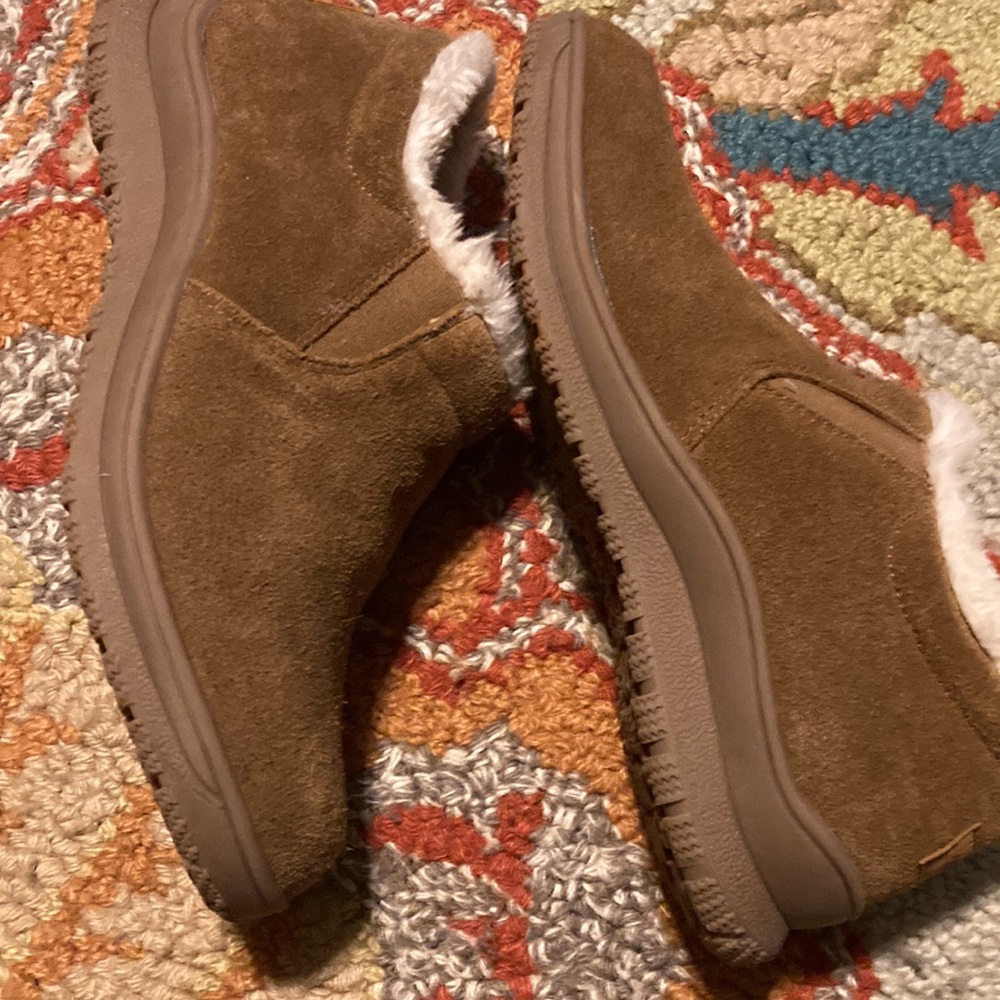 Minnetonka lined comfort shoes - Picture 6 of 12